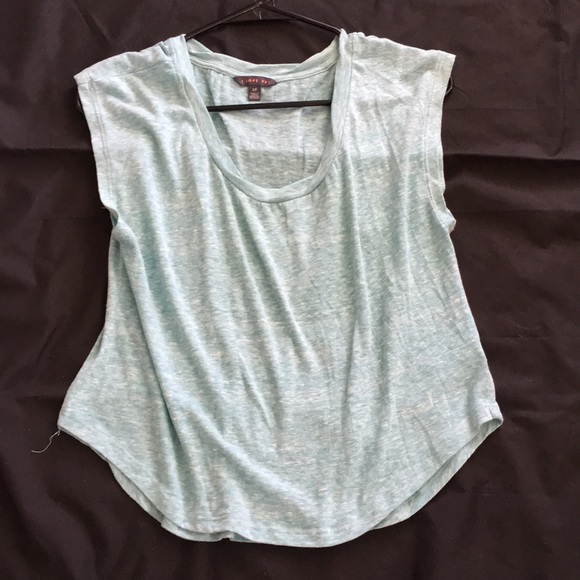 Top - Picture 1 of 2